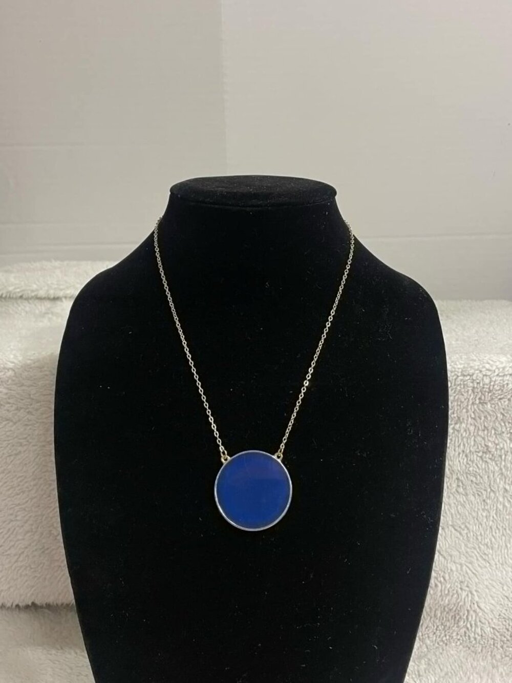 Gold Tone Fornash Navy Circle Pendant Necklace